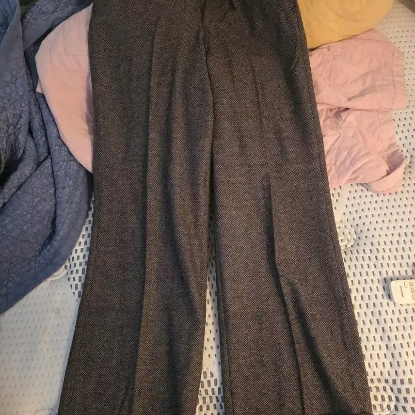 [BUNJANG] WAVYNESS Turn Up Wool Trousers Burgundy Size 2 / 웨이비니스 턴업 울 트라우저 2사이즈 버건디
