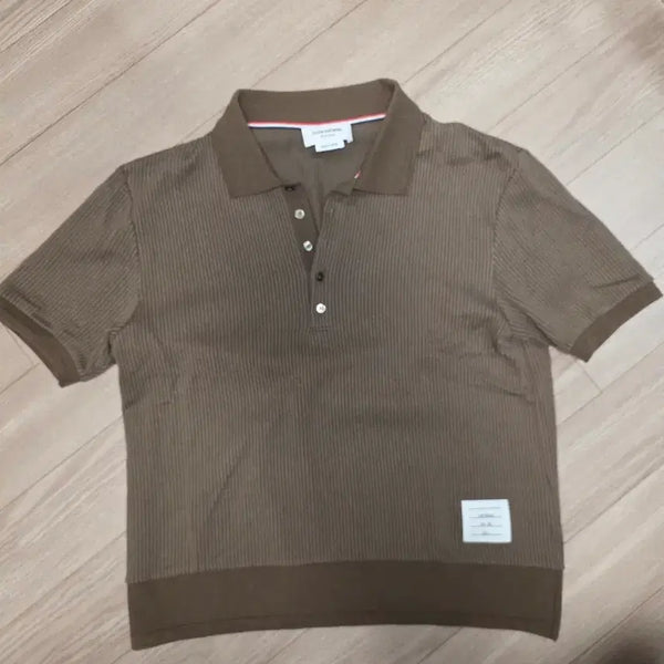 [BUNJANG] Thom Browne Ribbed Collar T-Shirt / 톰브라운 반팔