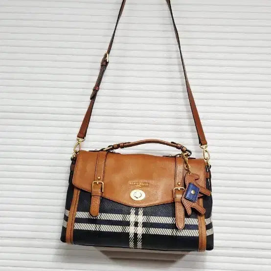 [BUNJANG] Beanpole Check Pattern Leather Shoulder Cross Bag / 빈폴 체크무늬 숄더백 크로스가방