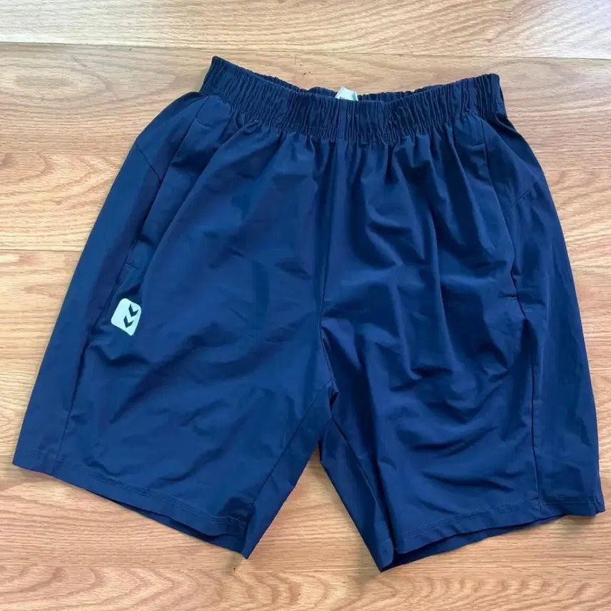 [BUNJANG] Hummel Navy Logo Shorts (L) / 험멜 반바지 L