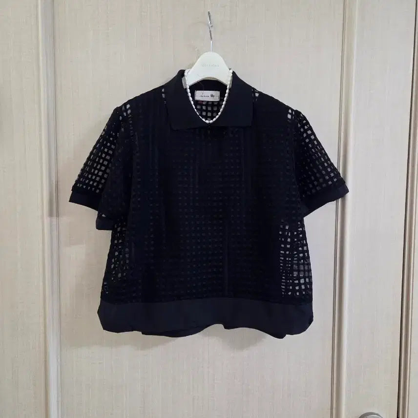 [BUNJANG] Layered Punching Blouse / 고급스런 레이어드 펀칭 블라우스