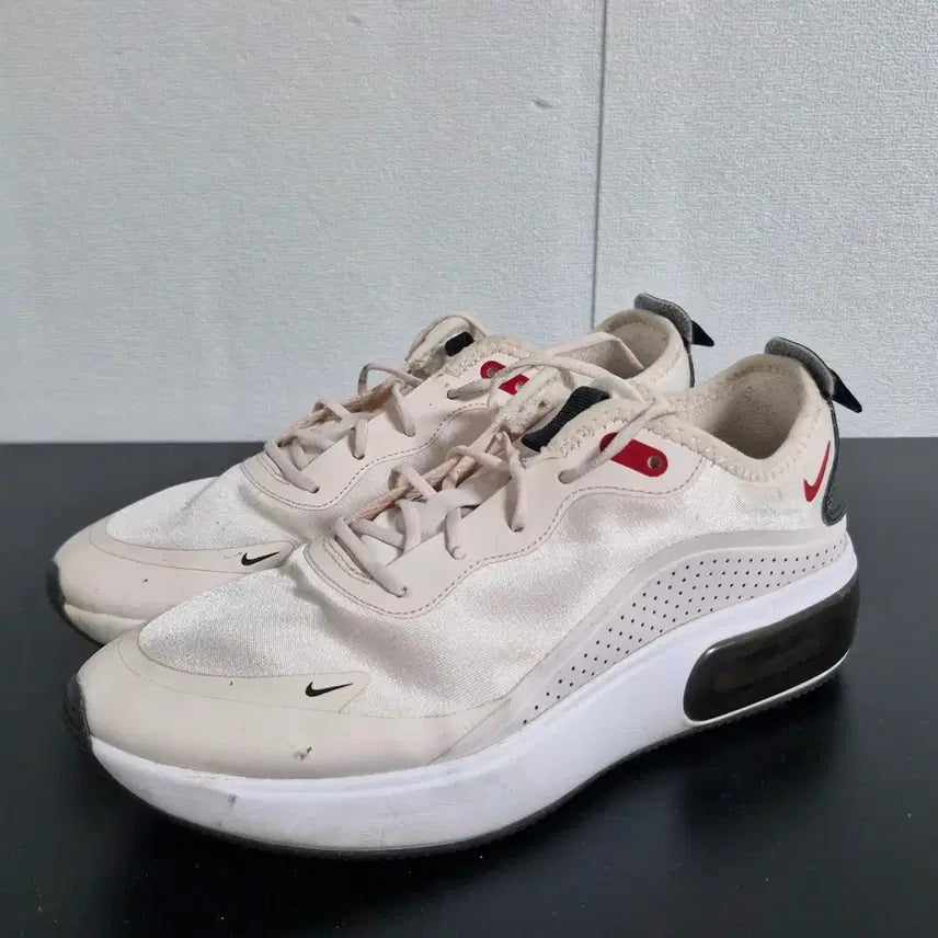 [BUNJANG] Nike Women's Air Max Dia Sneakers / 나이키 우먼스 에어맥스 디아(245)