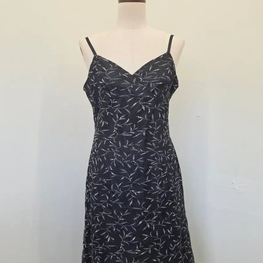 [BUNJANG] Black Lace Bustier Dress / 블랙 레이스 뷔스티에 원피스