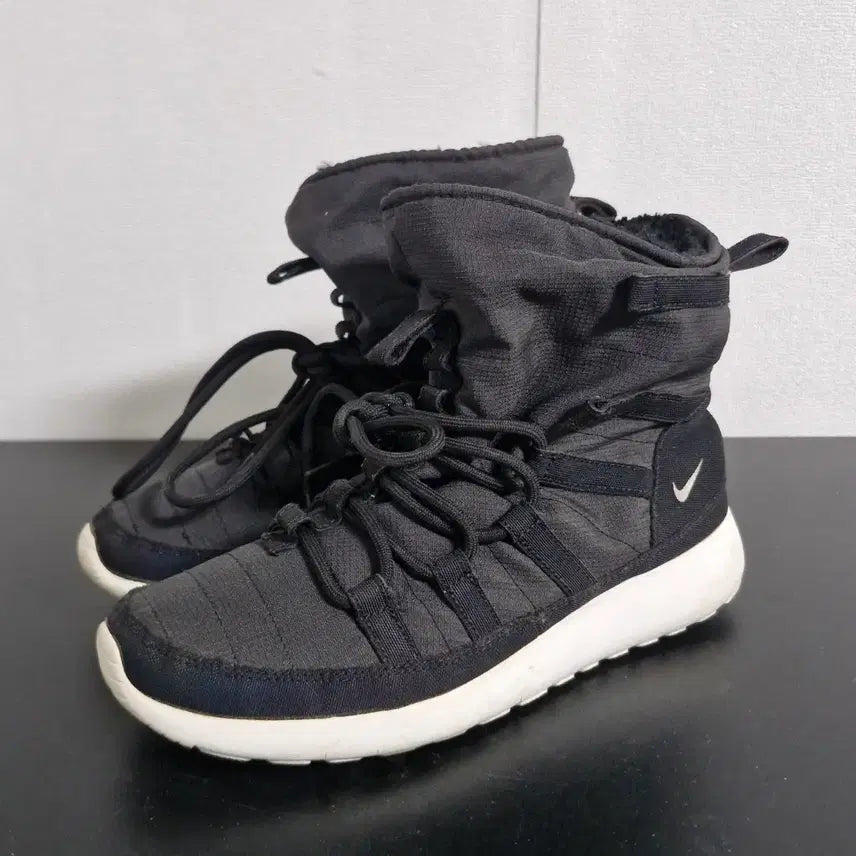 [BUNJANG] Nike Roshe One High Flash Winter Boots (240) / 나이키 로쉐 원 하이 플래시 방한 부츠(240)