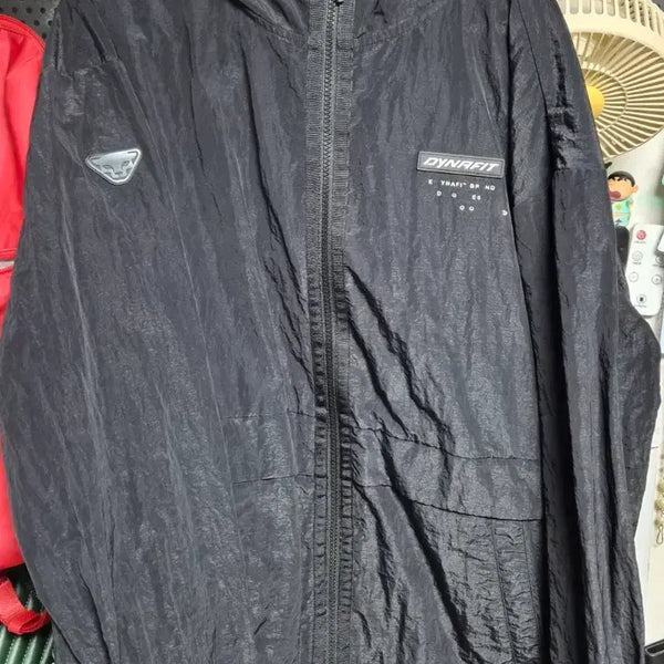 [BUNJANG] Dynafit Black Windbreaker Jacket L / 다이나핏 바람막이 L 블랙