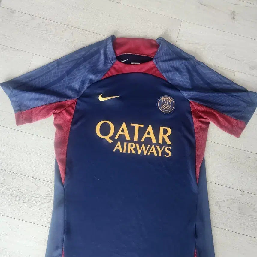 [BUNJANG] Paris Saint-Germain Training Suit / 파리생제르망 트레이닝복 팝니다