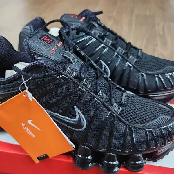 [BUNJANG] Nike Shox TL Sneakers (235mm) / 나이키 신발235MM (샥스 TL)