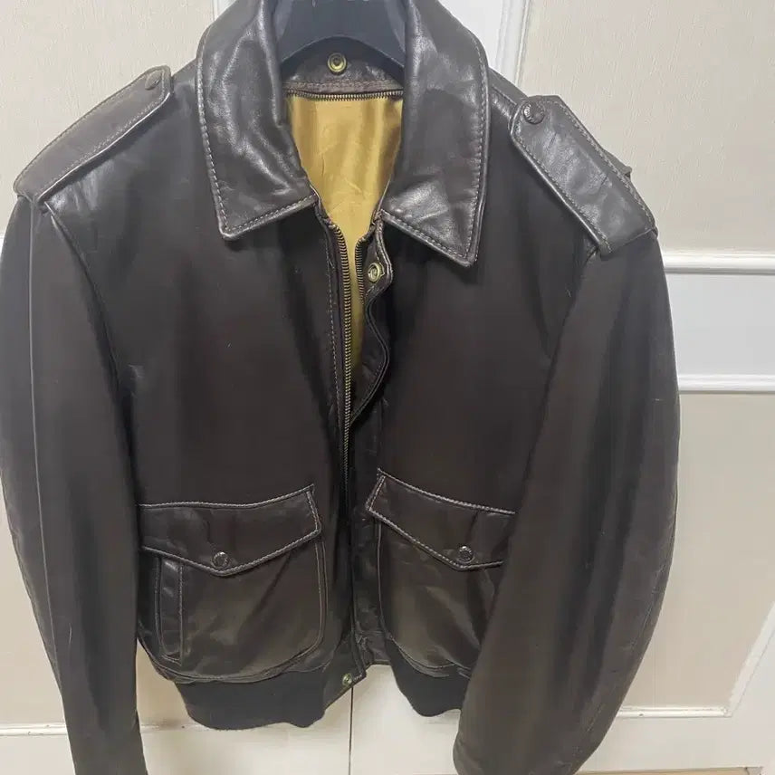 [BUNJANG] Schott 184m Leather Jacket Size 42 (105) / schott 쇼트 184m 가죽자켓 42(105) g1 a2