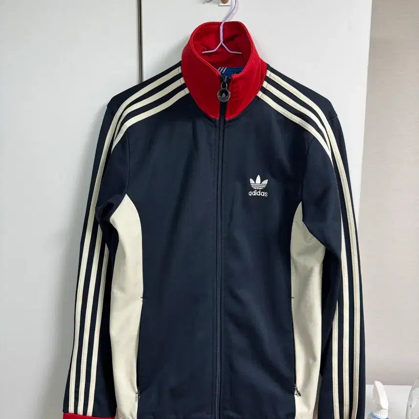 [BUNJANG] Adidas Europa Track Top Size 95 / [95]아디다스 유로파 트랙탑