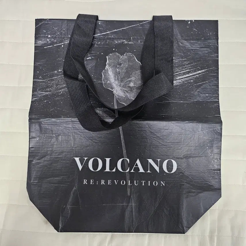 [BUNJANG] Lierrevolusion Volcano Reusable Bag / 리레볼루션 볼케이노 리유저블 백