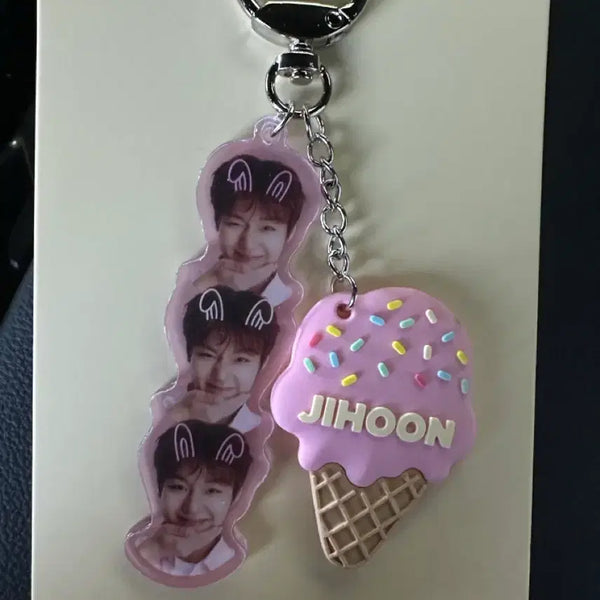 [BUNJANG] Park Jihoon Baskin Robbins Keyring / 박지훈 베라 키링 팔아요