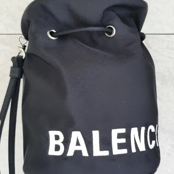 [BUNJANG] Balenciaga Bucket Bag Black / 발렌시아가 버킷백 블랙