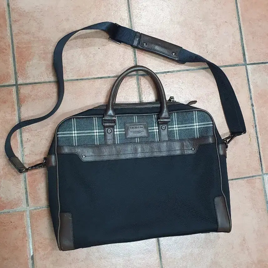 [BUNJANG] Beanpole Leather Briefcase / [빈폴] 체크 배색 가죽 브리프케이스 (서류가방)