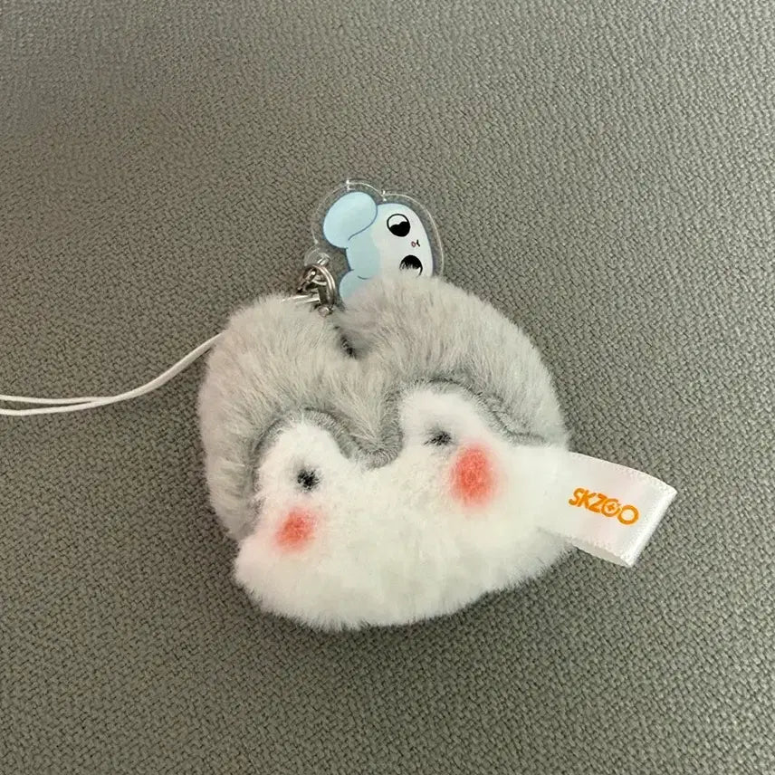 [BUNJANG] Stray Kids Run It Concert Wolf Chan Pompom Keychain / 스키즈 런잇 run it 콘서트 입장기프트 폼폼키링 울프찬