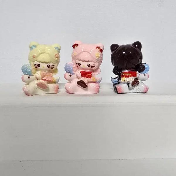 [BUNJANG] Hello Kitty Carousel Figure Set (3 Types) / 키티 목마 피규어 3종 세트