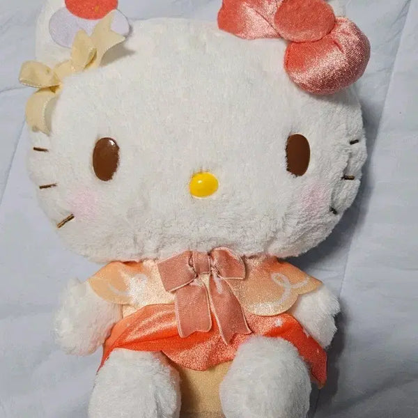 [BUNJANG] 2025 Hello Kitty Stuffed Toy (No Tag) / 25년도 키티인형(종이택없음)