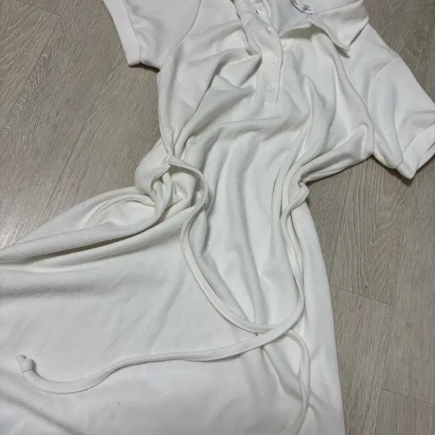 [BUNJANG] White Short-Sleeve Dress / 에이블리 반팔 화이트 원피스 교신가능