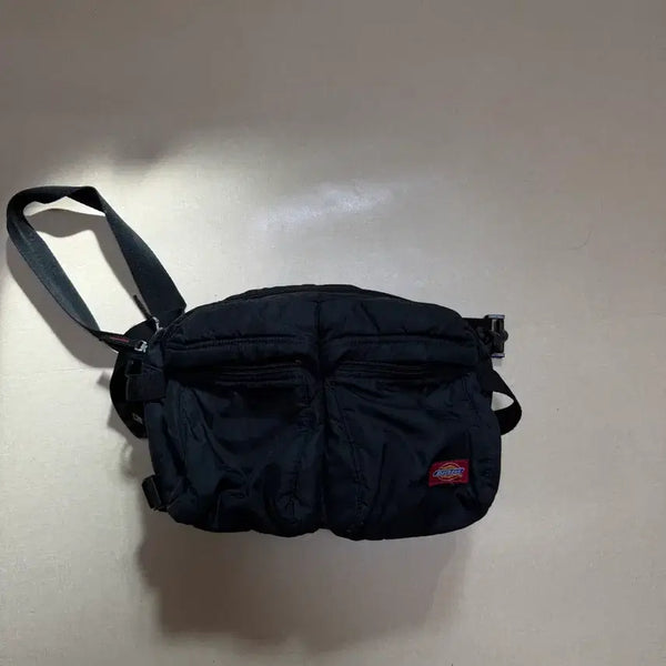 [BUNJANG] Dickies Crossbody Bag / 디키즈 크로스백