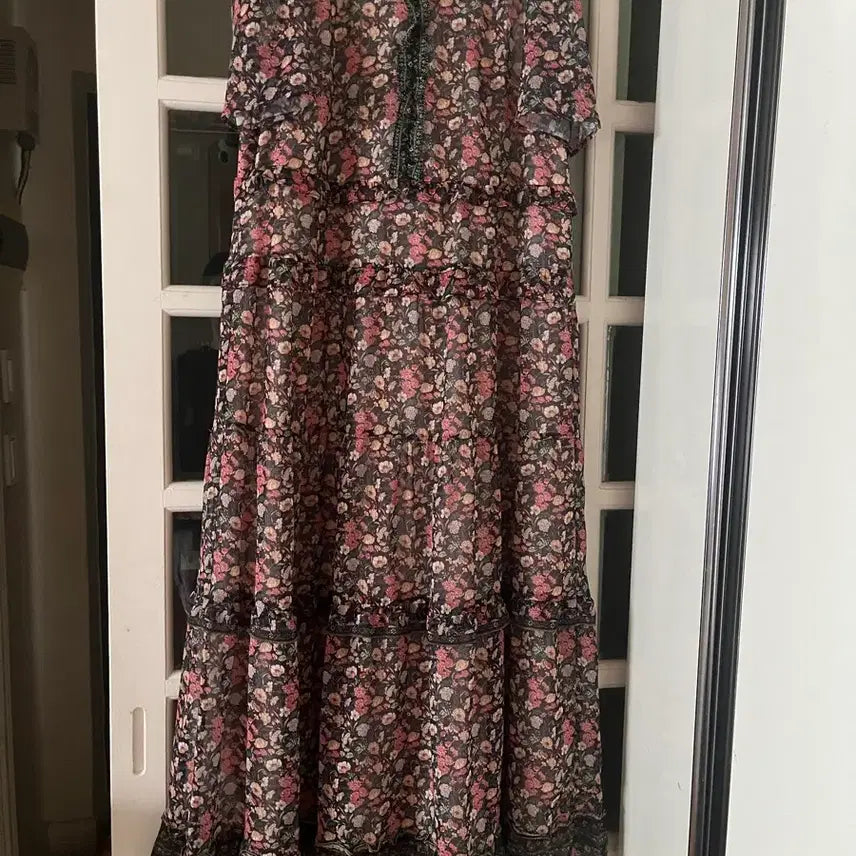 [BUNJANG] Thursday Island Flower Pattern Long Dress M / Thursday Island 플라워 패턴 롱 원피스 M