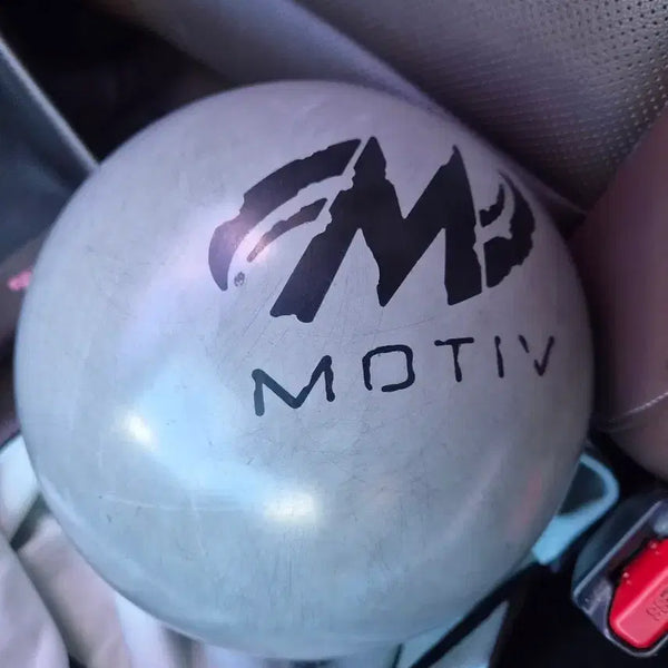 [BUNJANG] Motiv Tank 15lb Bowling Ball / 모티브 탱크15파운드