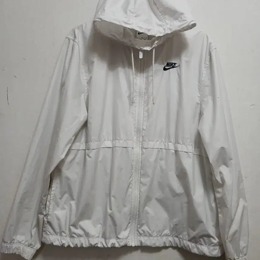 [BUNJANG] Nike Women's Essential Windrunner Jacket Size 90 Jacket / 나이키 여성 윈드러너 에센셜 바람막이 자켓 사이즈 90