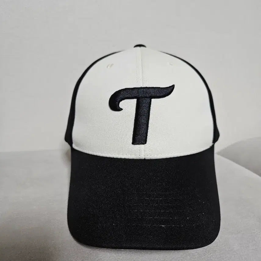 [BUNJANG] LG Twins Coca-Cola Edition Baseball Cap / LG트윈스 코카콜라 에디션 모자