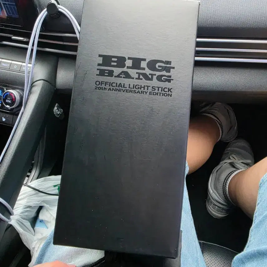 [BUNJANG] BIGBANG 20th Anniversary Bangbong Lightstick / 빅뱅 20주년 뱅봉 판매합니다