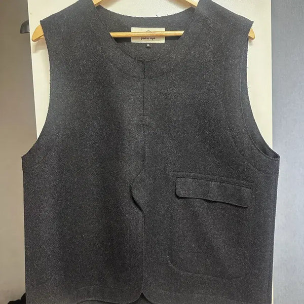 [BUNJANG] Years Ago Charcoal Vest / 이얼즈어고 베스트