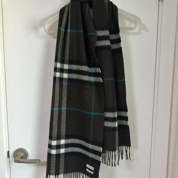 [BUNJANG] Burberry Daniel Lee Cashmere Scarf Snug / 버버리 다니엘리 캐시미어 스카프 [스너그]