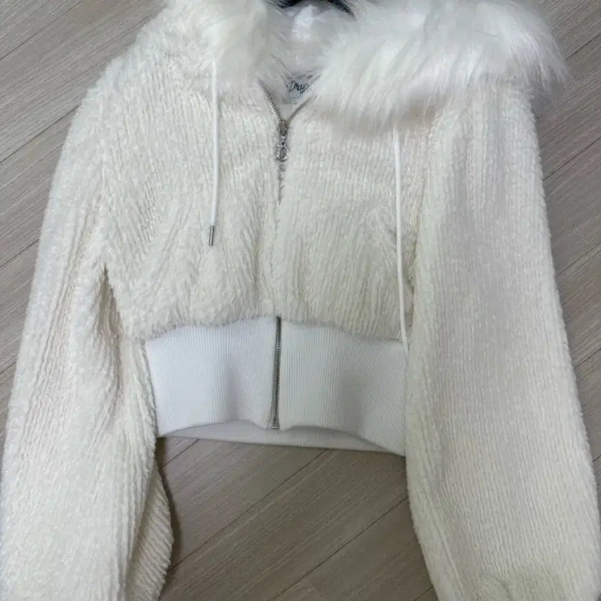 [BUNJANG] Dry Rose Snow Flake Hooded Zip-Up (White) / 드라이로즈 스노우 플레이크 후드집업