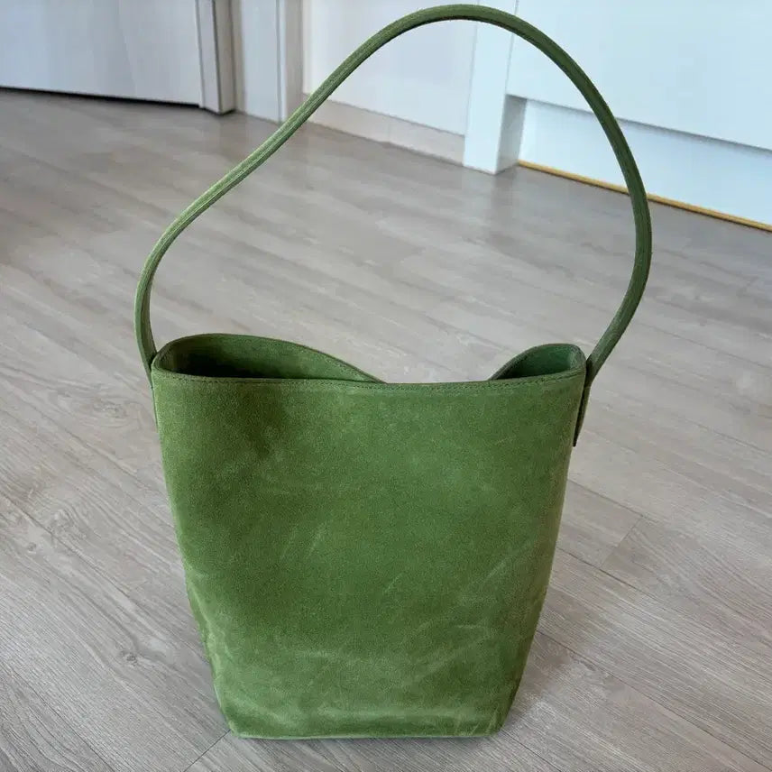 [BUNJANG] Artto Suede Shoulder Bucket Bag / 아르토 artto 카프리 스웨이드 숄더백 버킷백