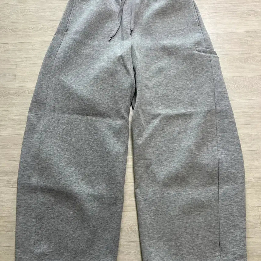 [BUNJANG] Define Neoprene Curved Pants Grey L / 디파인 / 네오프렌 커브드 팬츠 그레이 / L