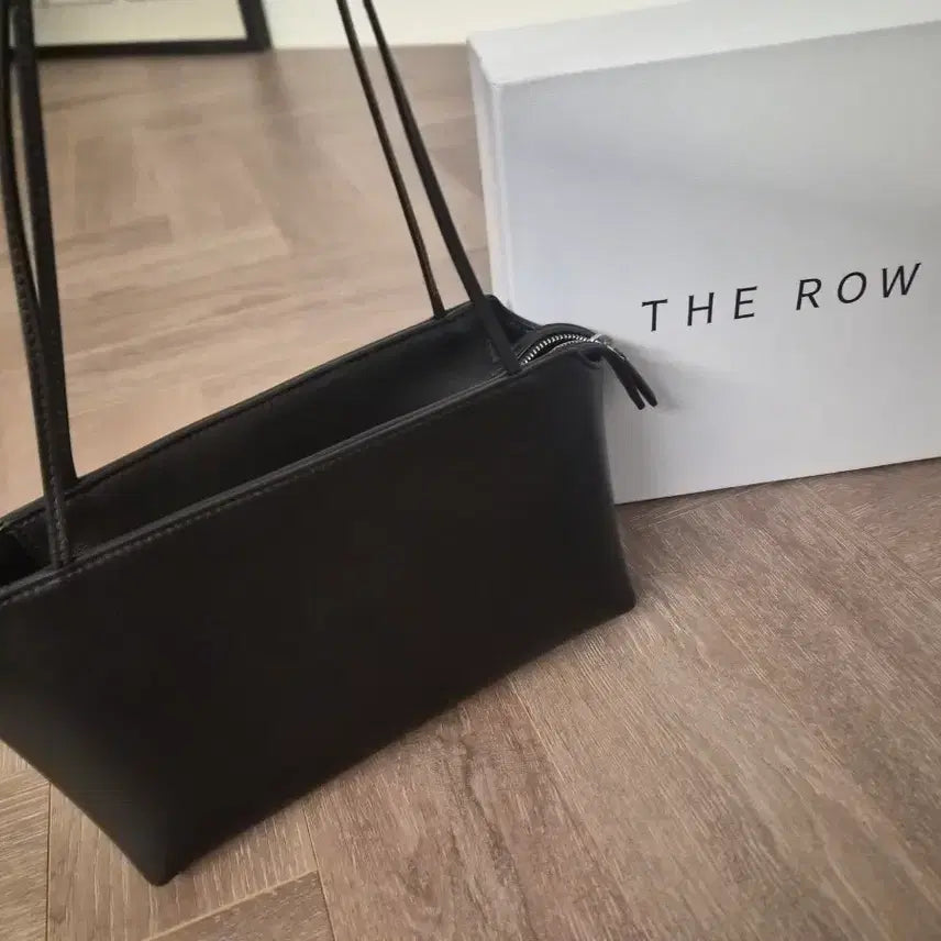 [BUNJANG] The Row Mini Teresa Bag / 더로우테라스 미니백/더로우 테라스투고/더로우제니백