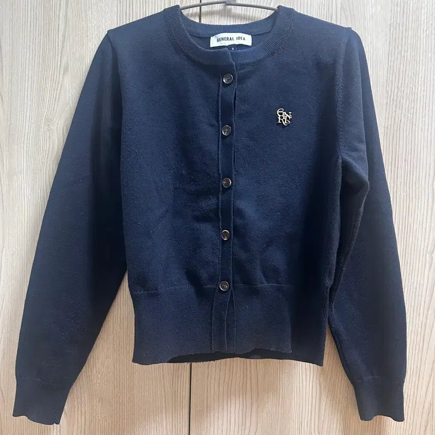 [BUNJANG] General Idea Essential Cardigan Navy S / 제너럴아이디어 에센셜 가디건 네이비 S