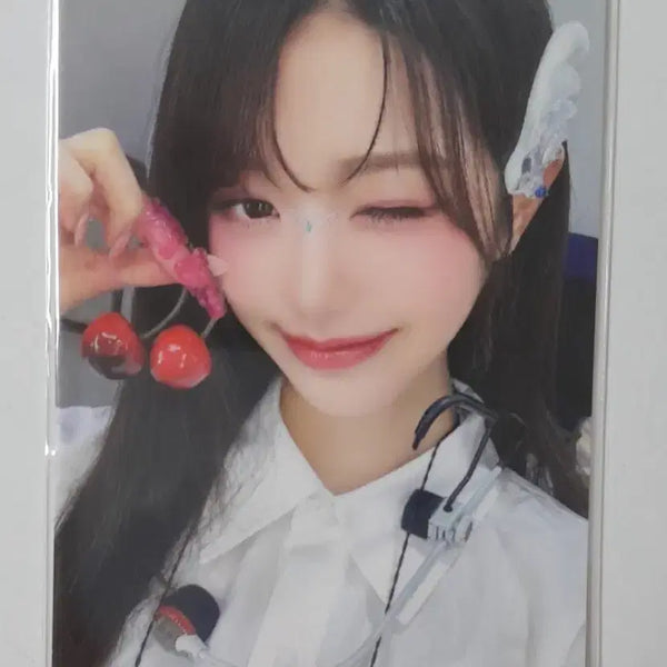 [BUNJANG] IVE Switch Withmu 2nd Lucky Draw Cherry Wonyoung Photocard / 아이브 스위치 위드뮤 2차 럭드 체리 원영 포카 판매합니다