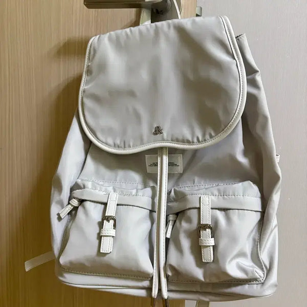 [BUNJANG] Dearnis Wedy Nylon Backpack Light Gray / 디어니스 웨디 나일론 백팩 light gray