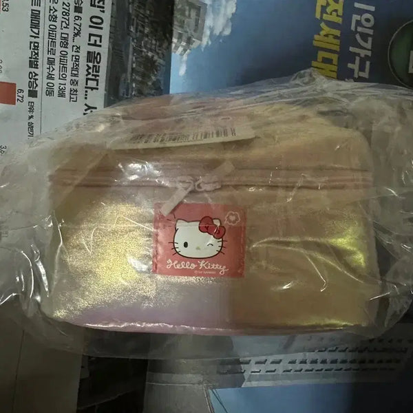 [BUNJANG] Seven Eleven Hello Kitty Shining Pouch Pink / 세븐일레븐 샤이닝 파우치 헬로키티 파우치 핑크색