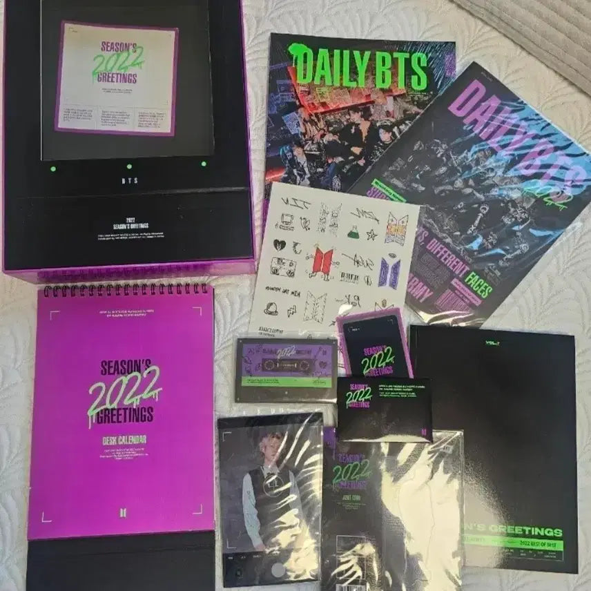 [BUNJANG] BTS Bangtan Boys 2022 Season's Greetings Set / 랜덤-정국)) BTS 방탄소년단 2022 시즌 그리팅 세트