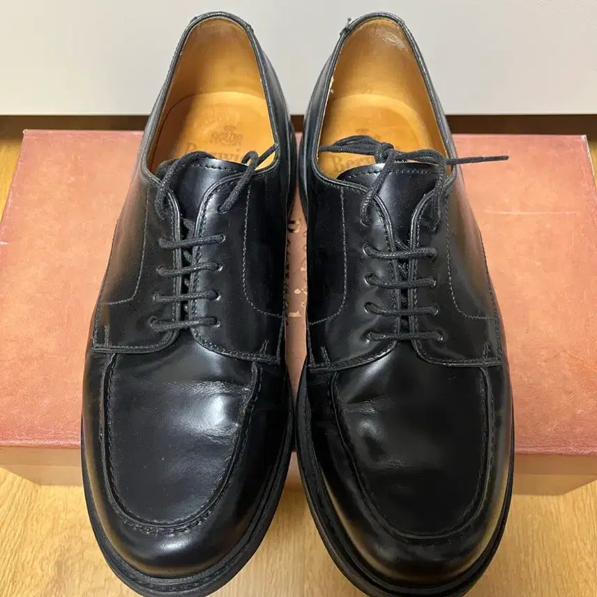 [BUNJANG] Berwick 1707 4477 U-Tip Derby Black Leather Shoes / Berwick 1707 4477 모델 판매합니다.
