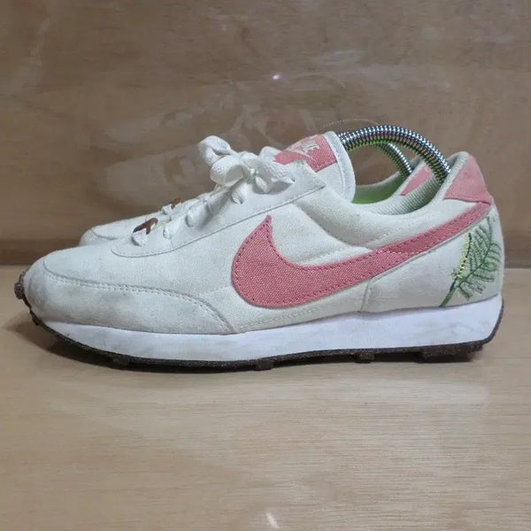 [BUNJANG] Nike Daybreak Sierra Sneakers / 후루룩구제2 여250 나이키 데이브레이크 시에나 운동화 260823