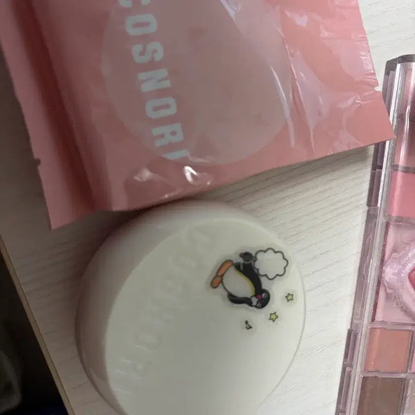 [BUNJANG] Cosnori Fluffy Cushion Fair Light Set (Base + Refill) / 코스노리  플러핏 쿠션 페어라이트 본품+리필