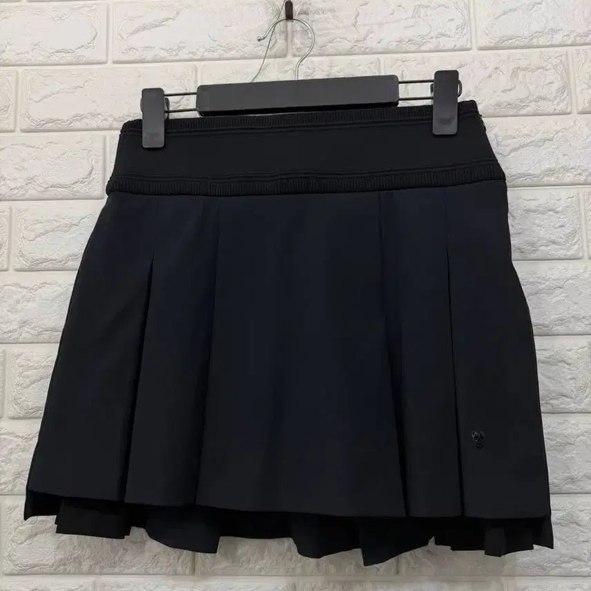 [BUNJANG] Amazingcree Essential Pleated Skirt S / 어메이징크리 에센셜 플리츠 스커트 S