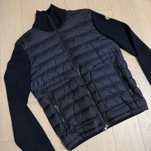 [BUNJANG] Moncler Knit Padded Jacket / 몽클레어 니트패딩 (인기상품,정품)