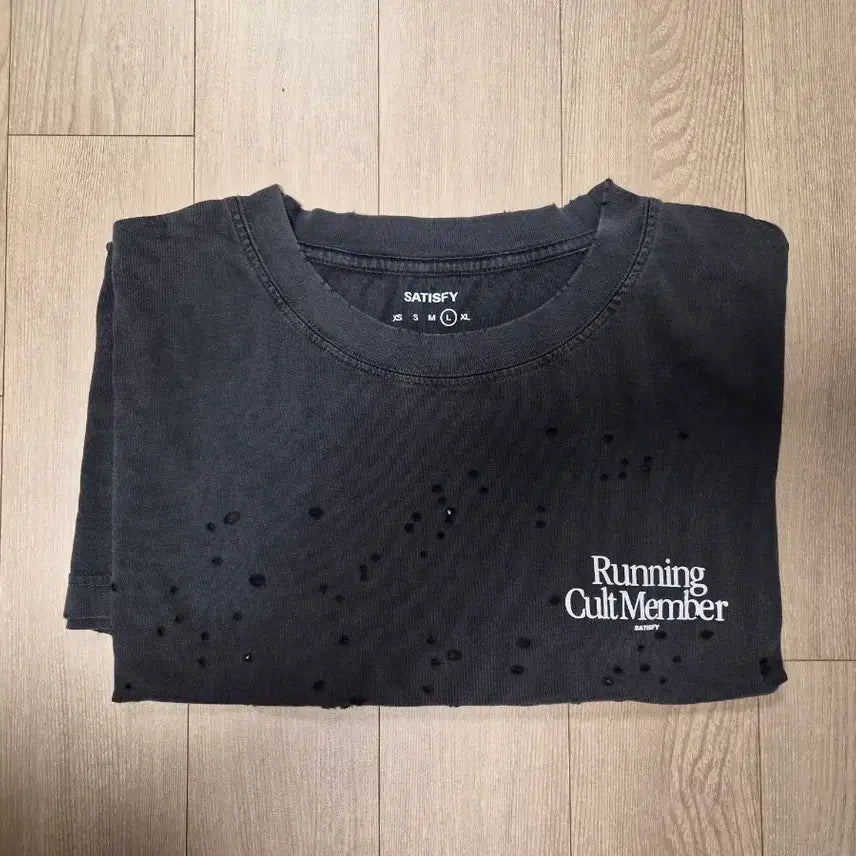 [BUNJANG] Satisfy Running Cult Member Mostech T-Shirt Size L / satisfy 새티스파이 러닝컬트멤버 모스테크 L사이즈