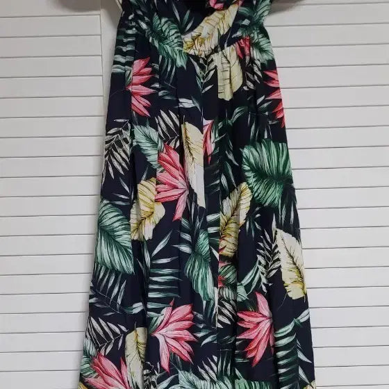 [BUNJANG] Tropical Pattern Off-Shoulder Maxi Dress Free Size / 트로피컬 패턴 오프숄더 원피스 프리
