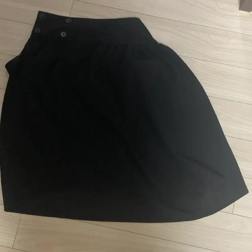 [BUNJANG] The Black Skirts Midi Skirt / 검정치마
