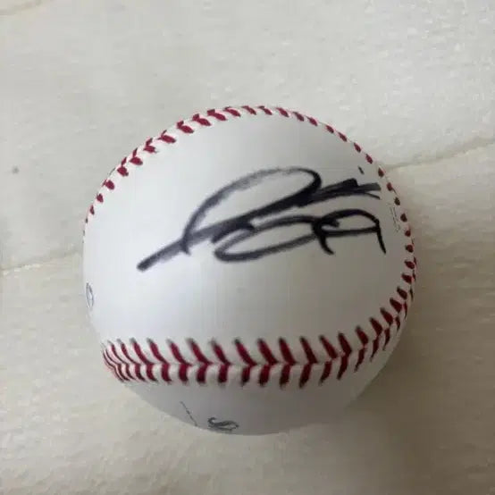 [BUNJANG] Ryu Hyun-jin Signed Baseball / 류현진 싸인볼