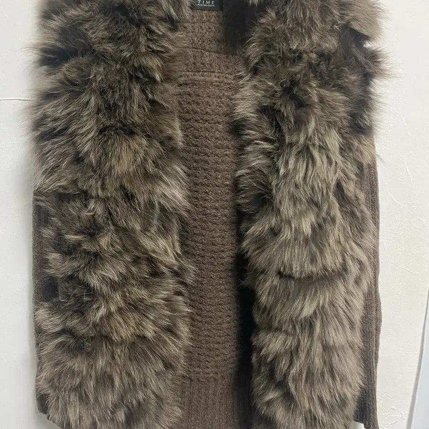 [BUNJANG] Time Postmodern Fox Fur Knit Sweater / 타임 포스트모던 여우털 니트 스웨터