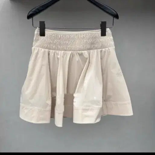 [BUNJANG] Women's Golf A-Line Skirt Beige / 골프 여성 밴딩 스커트 베이지