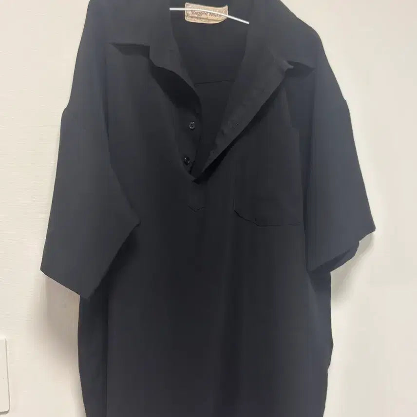 [BUNJANG] Rugged House Light Wind Half-Open Oversized Short-Sleeve Shirt Black / 러기드하우스  라이트 윈드 반오픈 오버핏 반팔 셔츠 블랙  옵션 블랙 / 4XL~5XL(2)